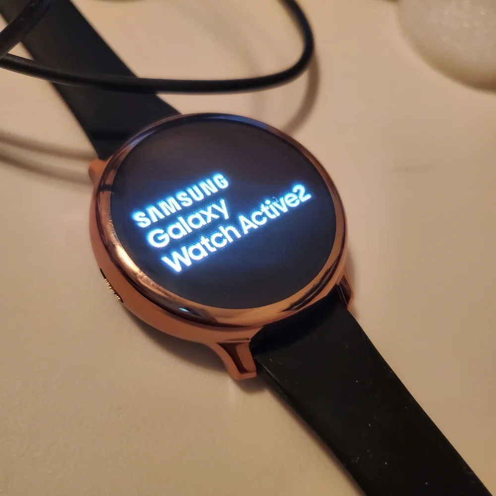 Samsung Galaxy Smart Watch Active 2 Black and Rose Gold Like New + Accessories